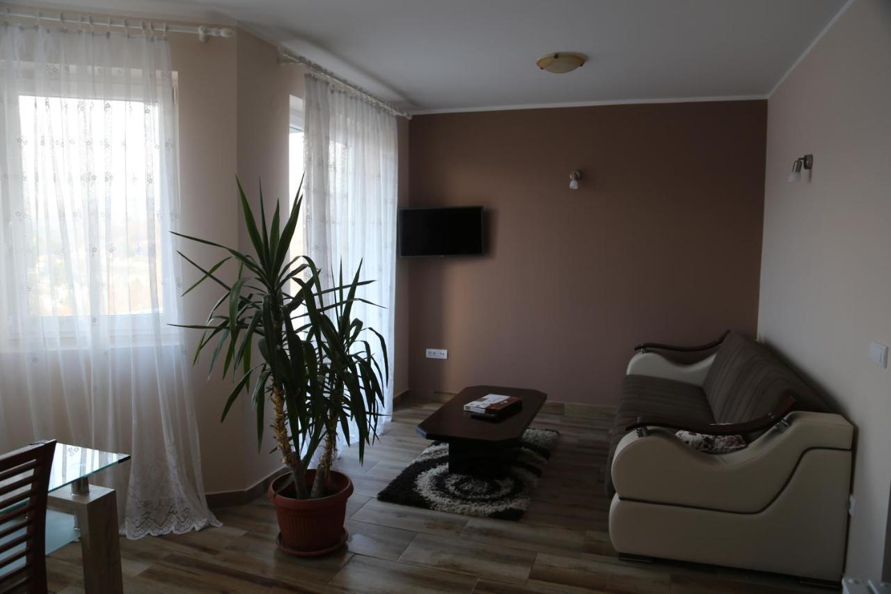 Fruskogorska Idila Apartmani Vrdnik Extérieur photo