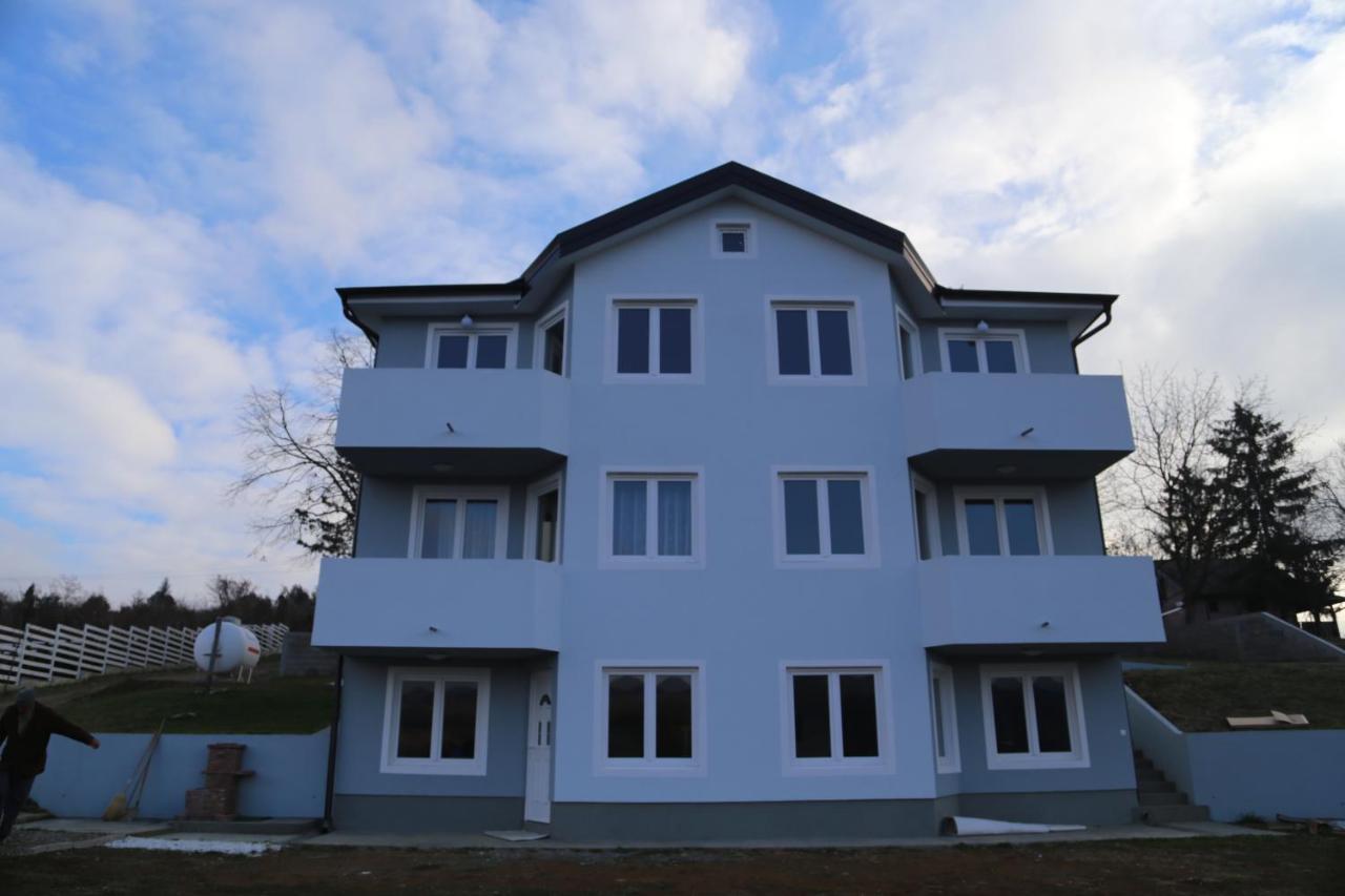 Fruskogorska Idila Apartmani Vrdnik Extérieur photo