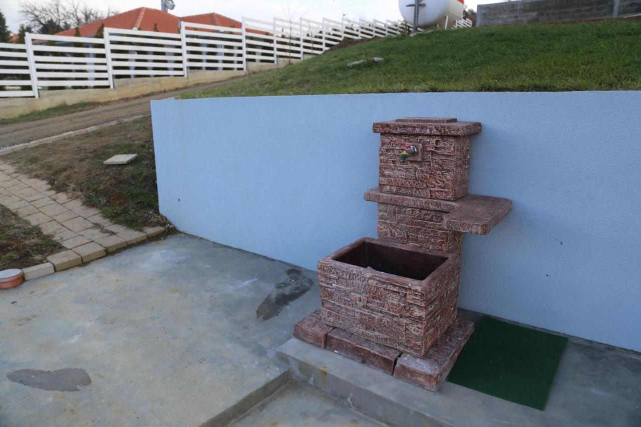 Fruskogorska Idila Apartmani Vrdnik Extérieur photo